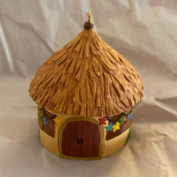 Hallmark Ornament - Africa, Joy to the World Collection - Picture 4 of 5
